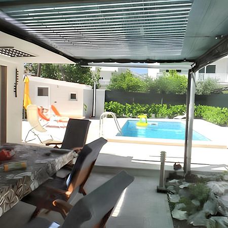 Comfortable Apartment In Kastel Novi Shared Pool 47M² Kaštela エクステリア 写真